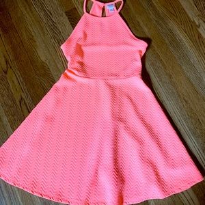 Neon Coral dress perfect for vacation !